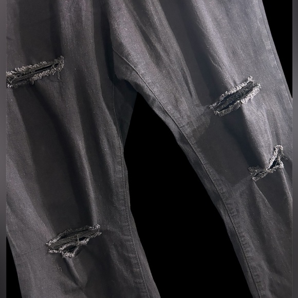 SHEIN Black Wide Leg Distressed Jeans - Picture 2 of 5